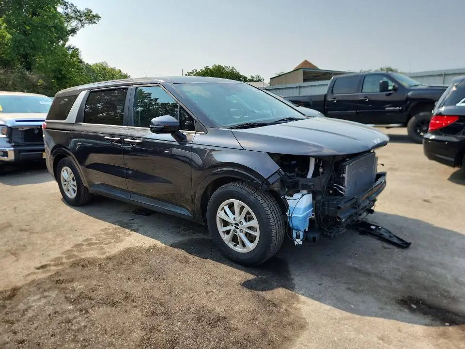 2024 KIA CARNIVAL LX  