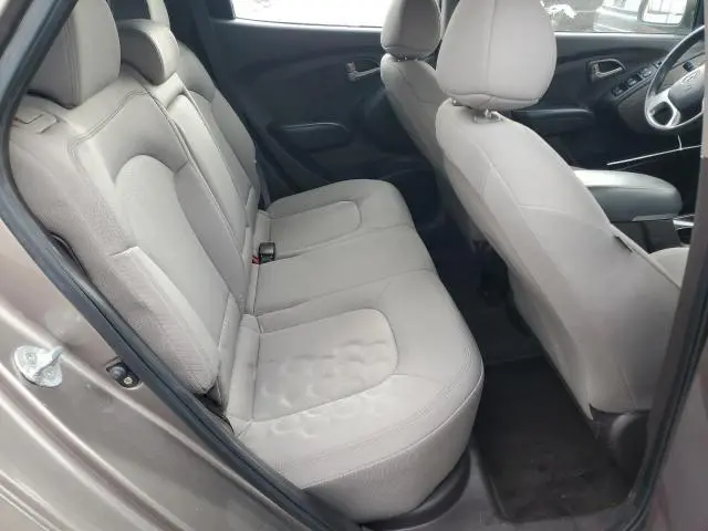 2011 HYUNDAI TUCSON GL  