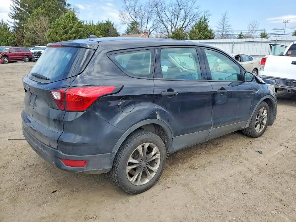 2019 FORD ESCAPE S  