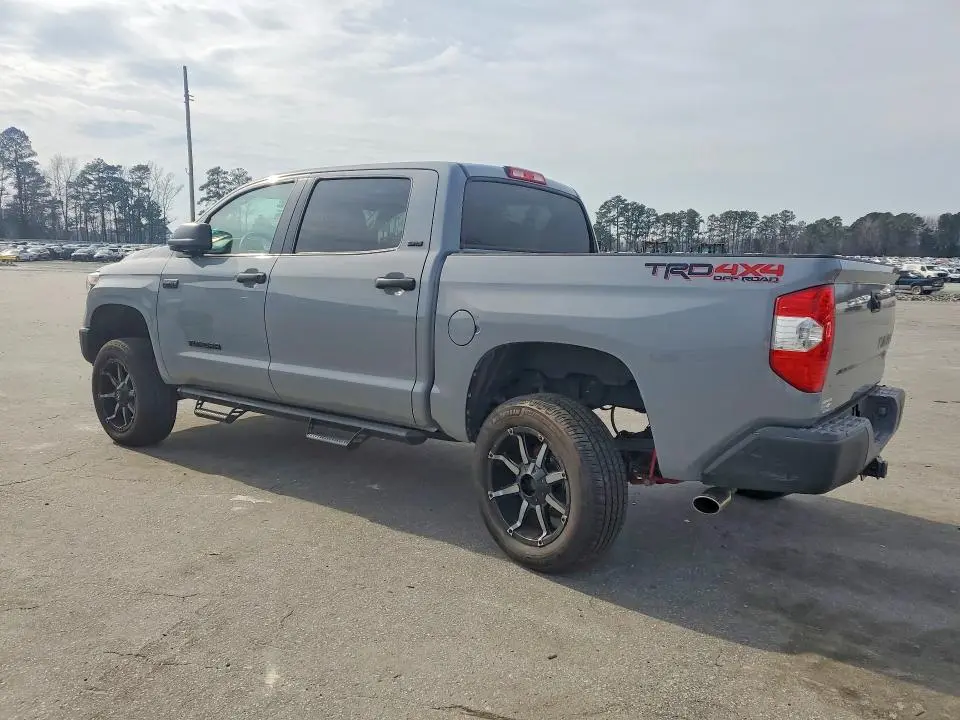 2018 TOYOTA TUNDRA SR5  