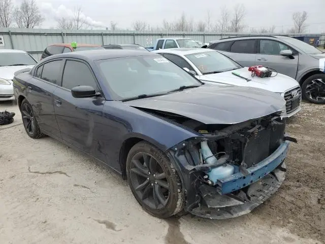 2016 DODGE CHARGER SE  