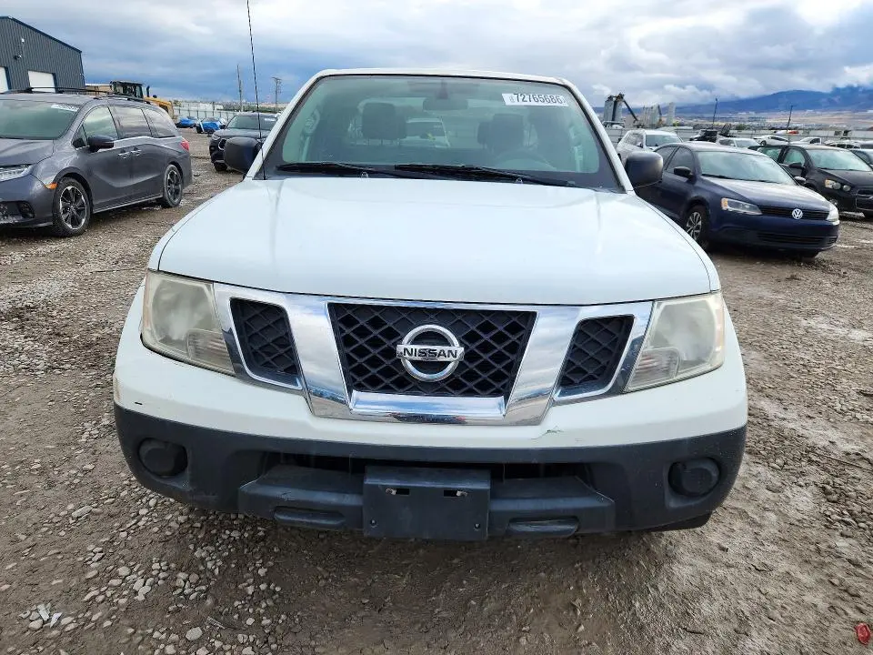 2013 NISSAN FRONTIER S  