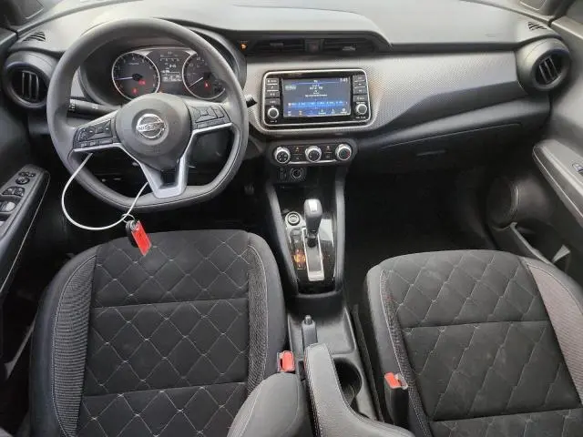 2020 NISSAN KICKS S  