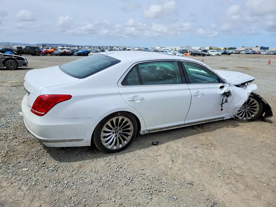 2018 GENESIS G90 PREMIUM  