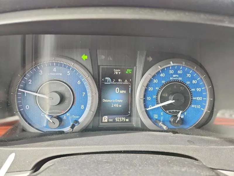 2018 TOYOTA SIENNA XLE 8-PASSENGER  