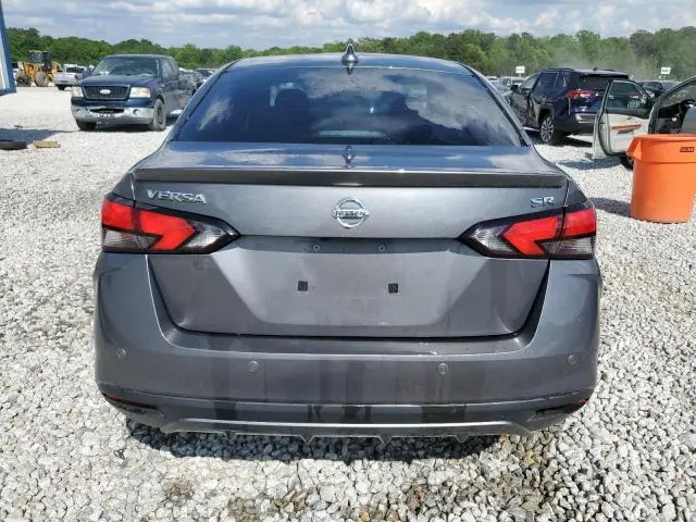 2022 NISSAN VERSA SR  