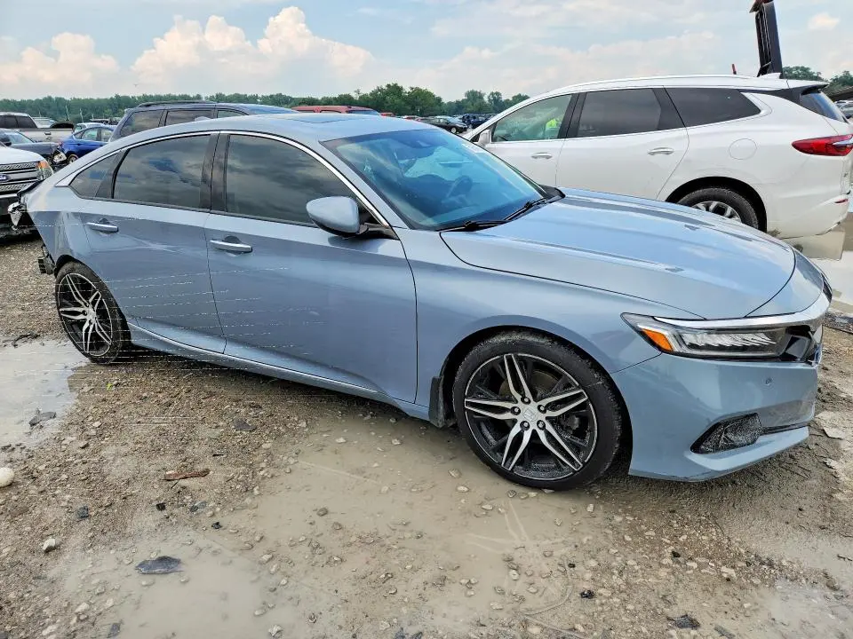 2021 HONDA ACCORD TOURING HYBRID  