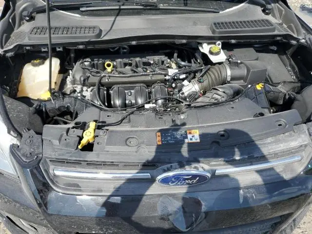 2016 FORD ESCAPE SE  