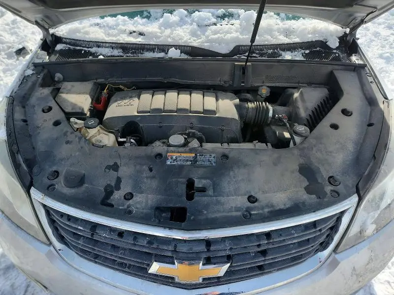 2014 CHEVROLET TRAVERSE LS  