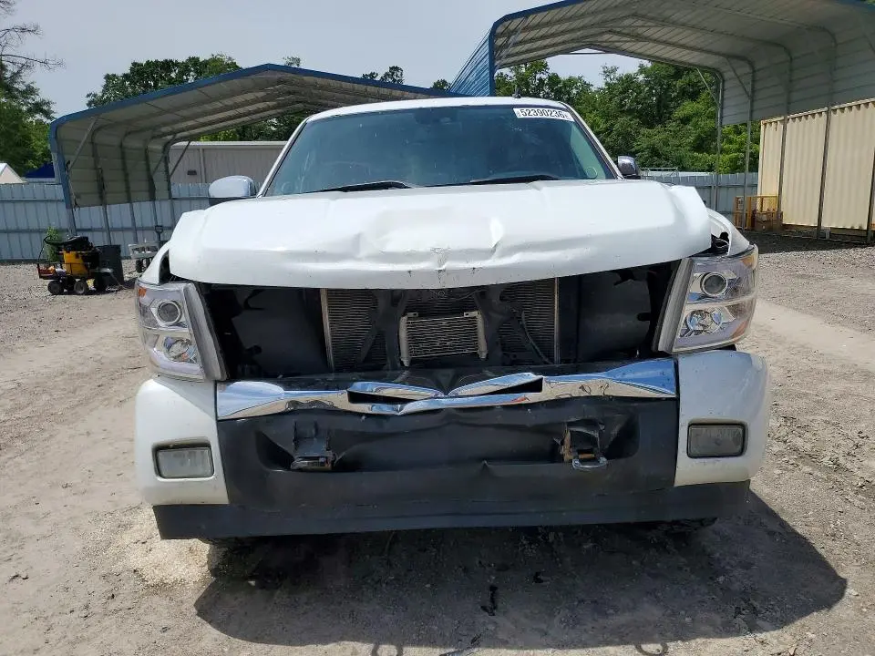 2011 CHEVROLET SILVERADO K1500 LT  