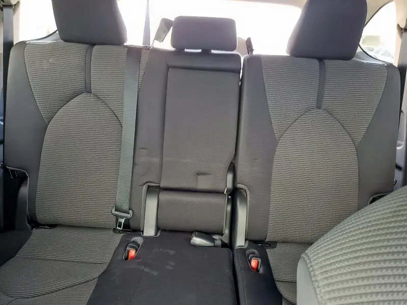 2020 TOYOTA HIGHLANDER L  