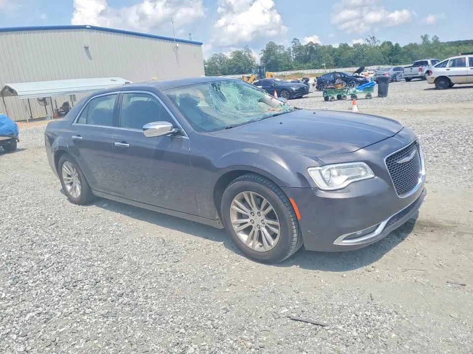 2016 CHRYSLER 300C   