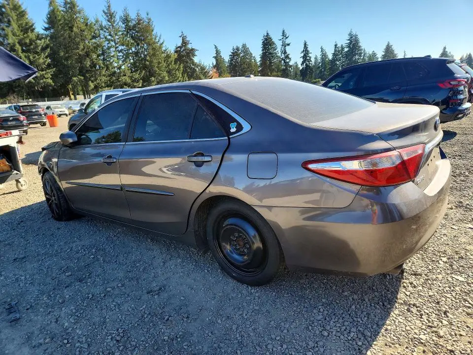 2015 TOYOTA CAMRY XLE V6  