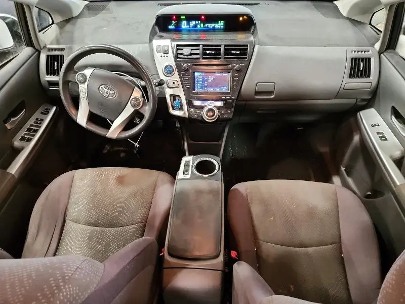 2012 TOYOTA PRIUS V   