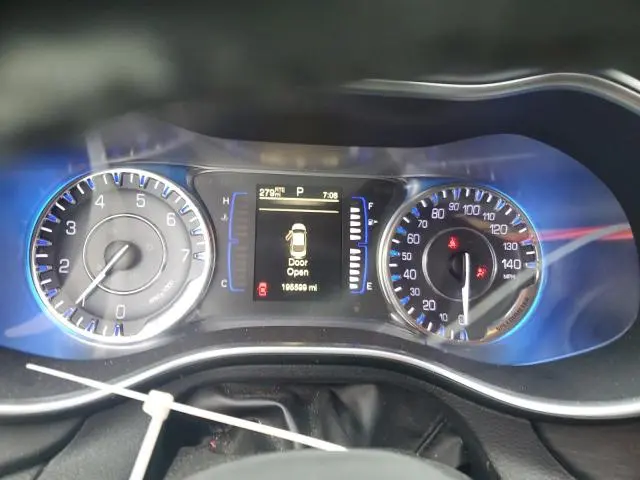 2017 CHRYSLER 200 LIMITED  