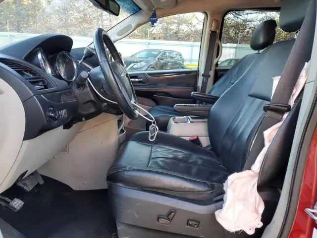 2013 CHRYSLER TOWN & COUNTRY TOURING  