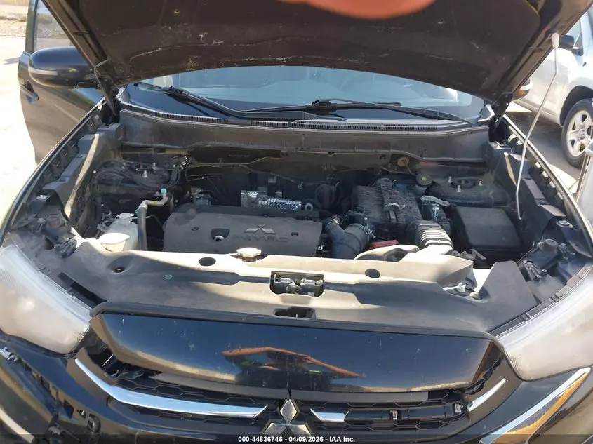 2018 MITSUBISHI OUTLANDER SPORT 2.0 ES