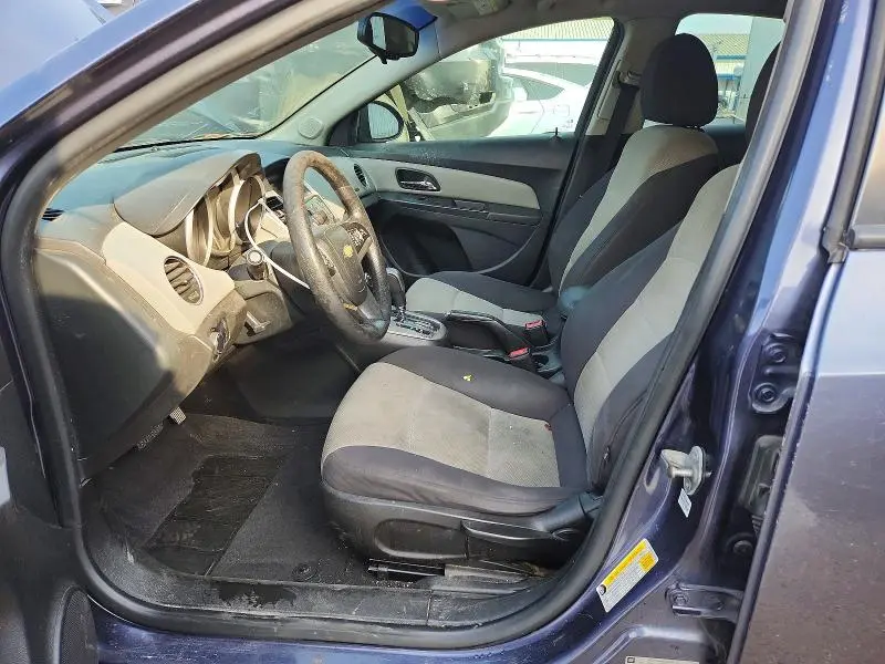 2013 CHEVROLET CRUZE LS  
