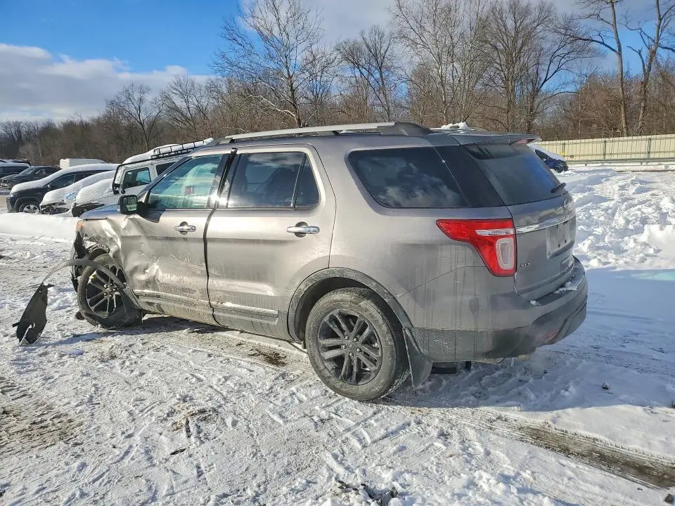 2012 FORD EXPLORER XLT  