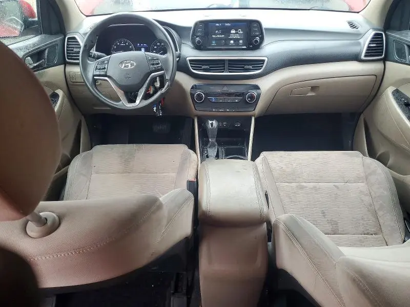 2021 HYUNDAI TUCSON SE  