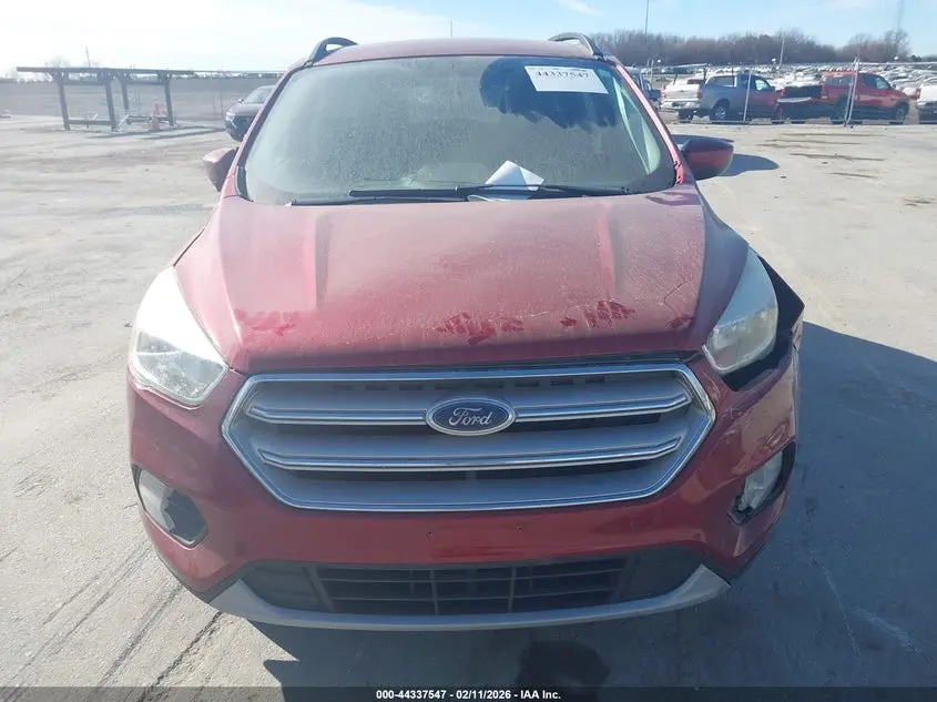2018 FORD ESCAPE SE