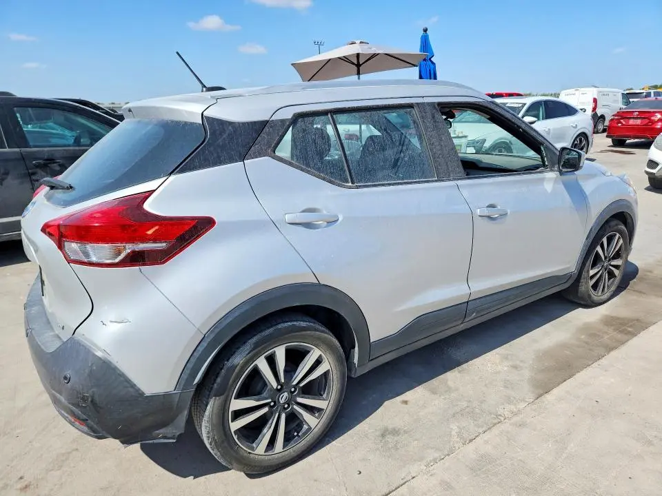 2020 NISSAN KICKS SV  