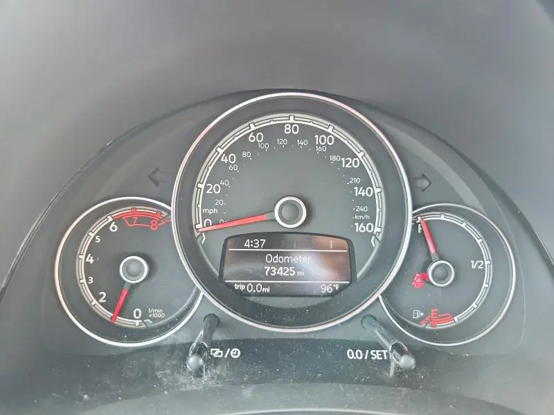 2017 VOLKSWAGEN BEETLE 1.8T  