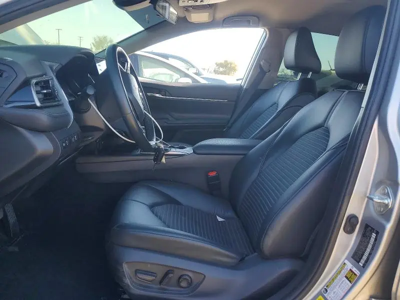 2022 TOYOTA CAMRY SE NIGHTSHADE  
