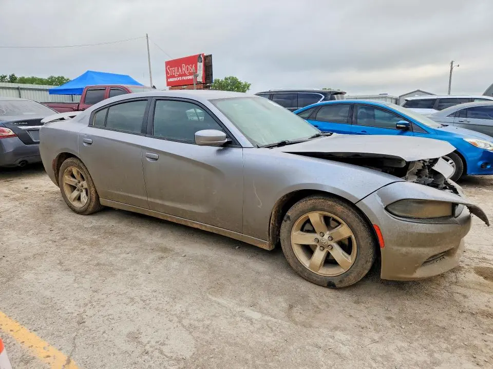 2015 DODGE CHARGER SE  
