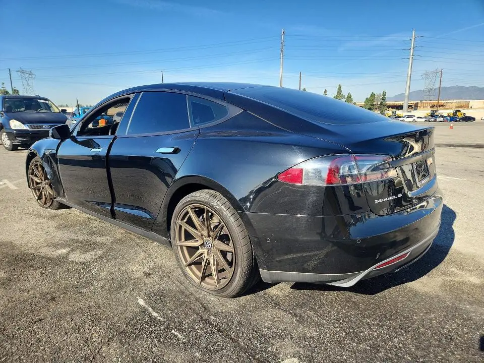 2016 TESLA MODEL S   