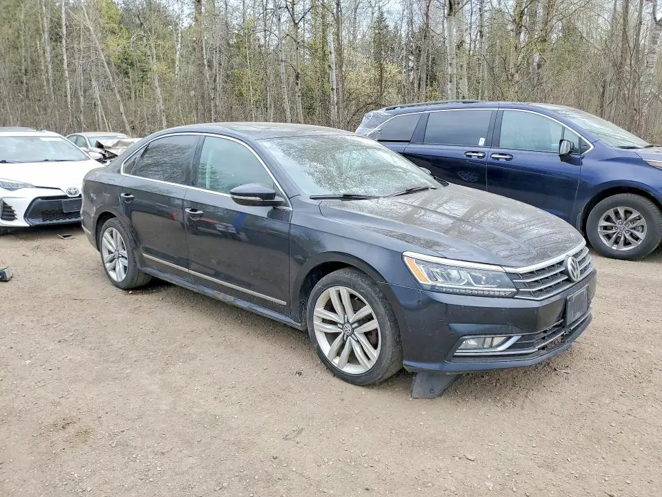 2017 VOLKSWAGEN PASSAT SEL PREMIUM  