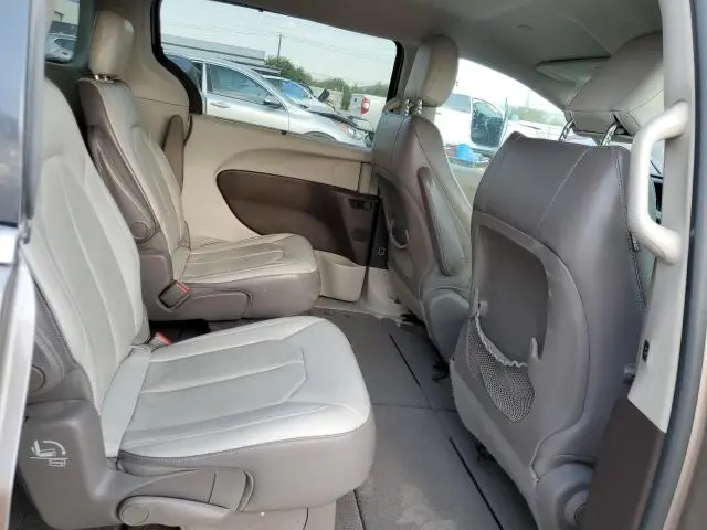2017 CHRYSLER PACIFICA TOURING L  