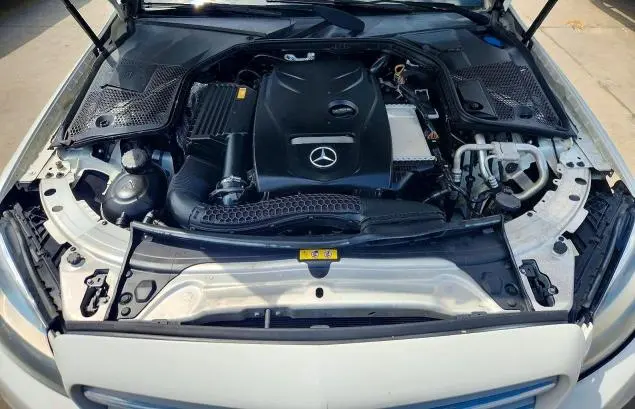 2018 MERCEDES-BENZ C 300  