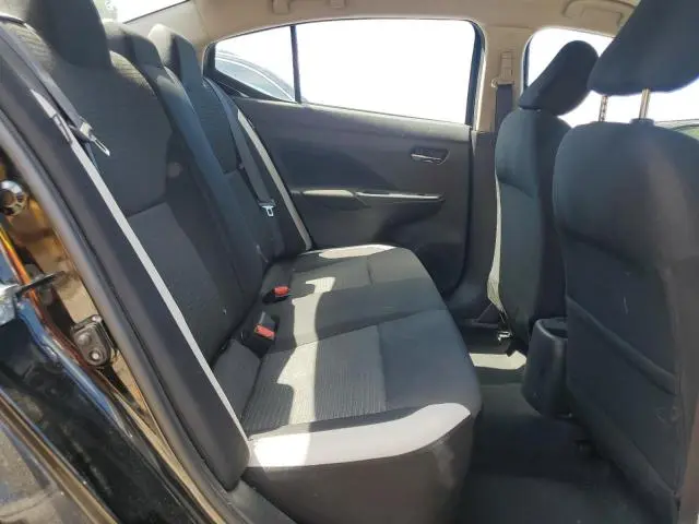 2022 NISSAN VERSA SV  