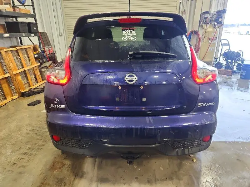 2015 NISSAN JUKE SV  