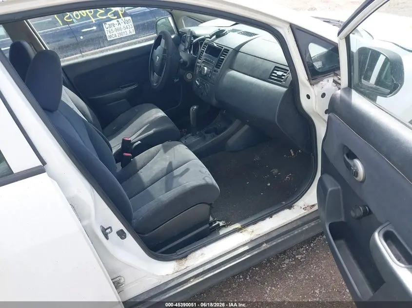 2011 NISSAN VERSA 1.6