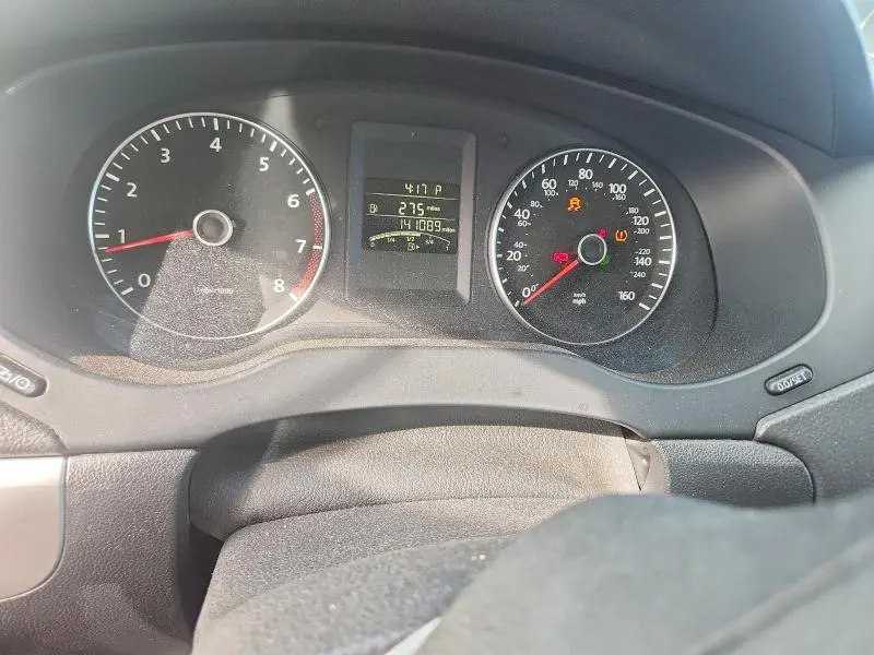 2014 VOLKSWAGEN JETTA SE  
