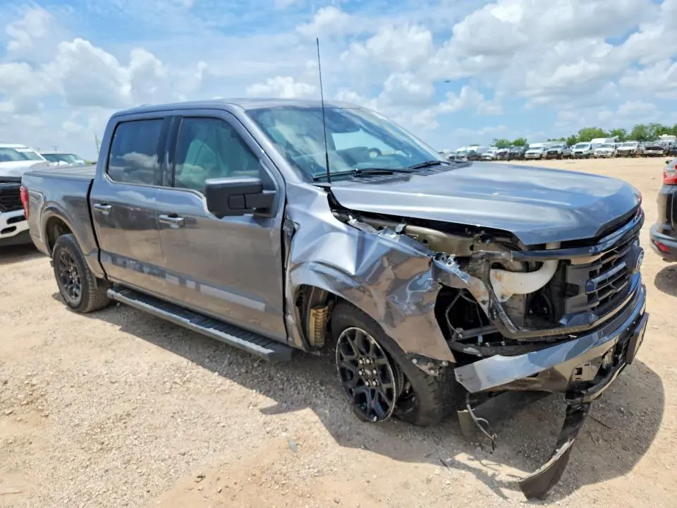 2025 FORD F150 XLT  