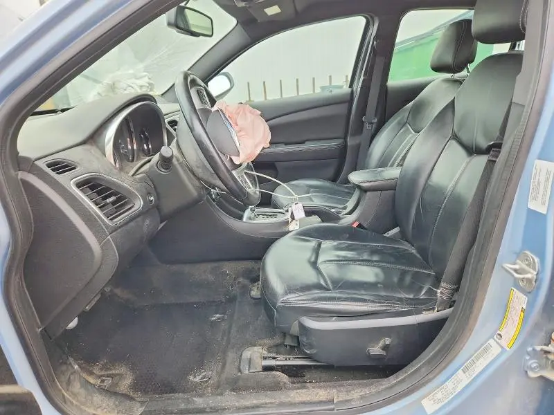 2013 CHRYSLER 200 LIMITED  