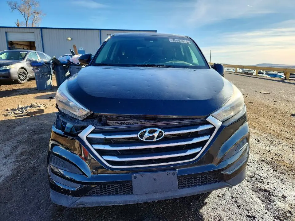 2018 HYUNDAI TUCSON SE  