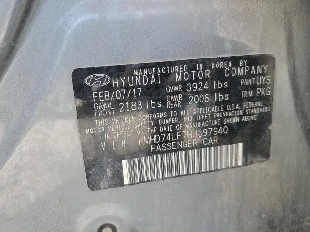 2017 HYUNDAI ELANTRA SE