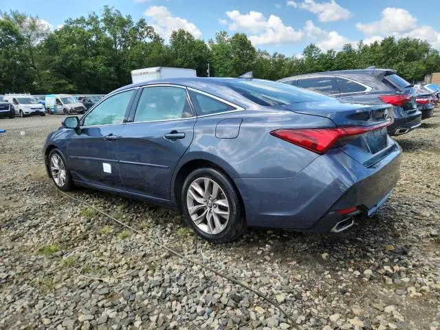 2019 TOYOTA AVALON XLE  