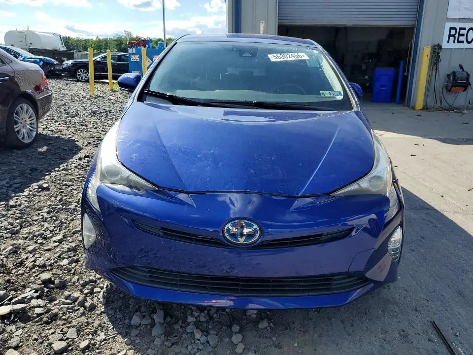 2017 TOYOTA PRIUS THREE TOURING  