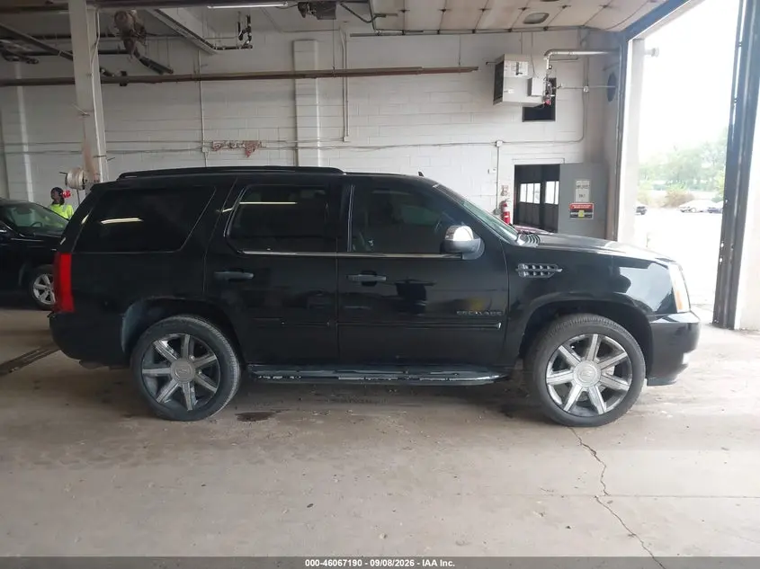 2012 CADILLAC ESCALADE STANDARD