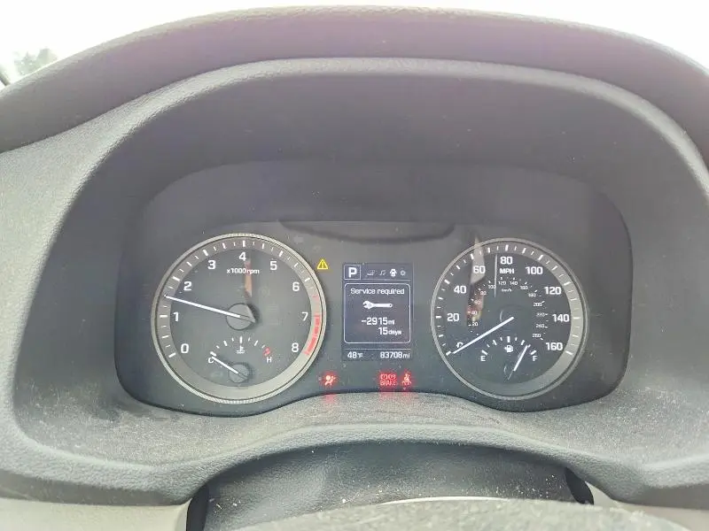2017 HYUNDAI TUCSON SE  