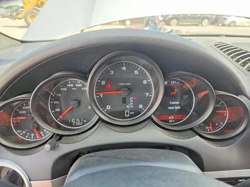 2012 PORSCHE CAYENNE   