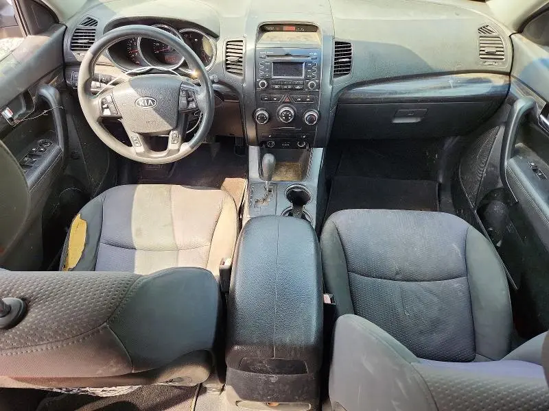 2011 KIA SORENTO LX  