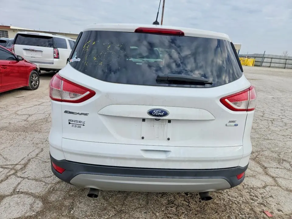 2015 FORD ESCAPE SE  