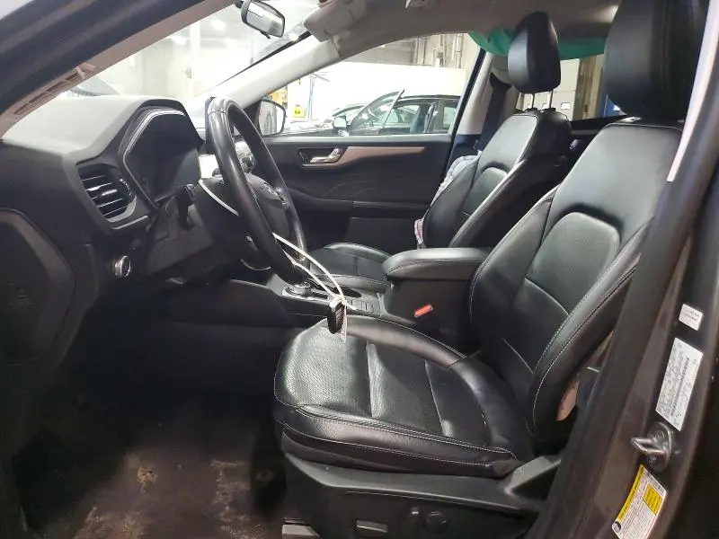 2022 FORD ESCAPE SEL  