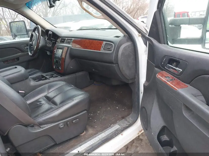 2010 CHEVROLET SILVERADO 2500HD LTZ